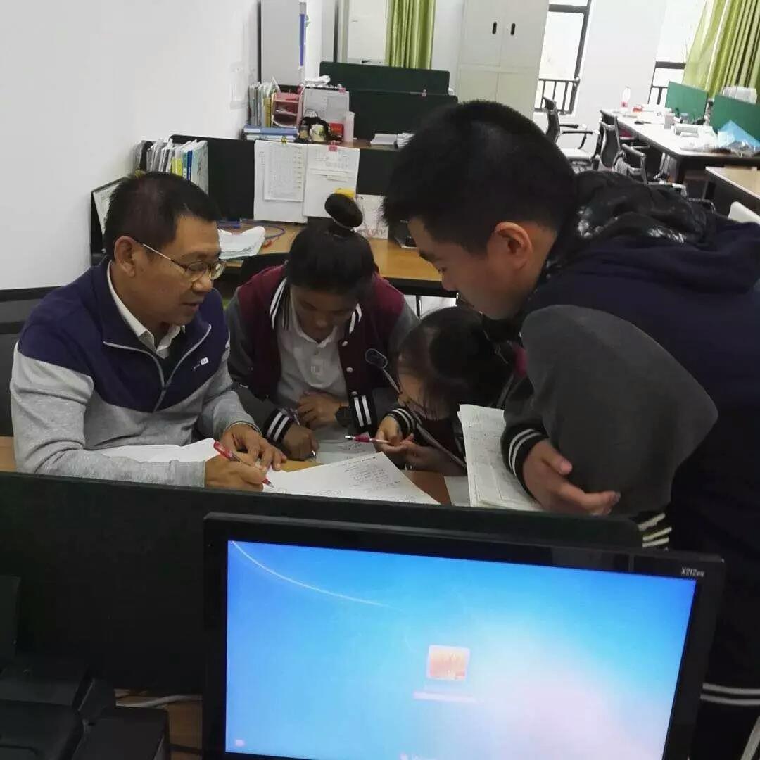 1548481343101335.jpg 911f72c1-7992-4055-b7e1-337c99c7fa7d.jpg