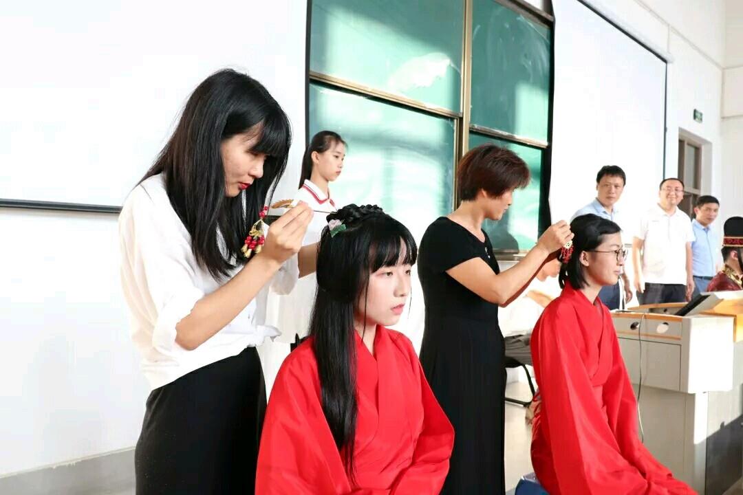 1548481935988396.jpg e934989a-b6f6-4af6-baaa-4490c3590bc0.jpg