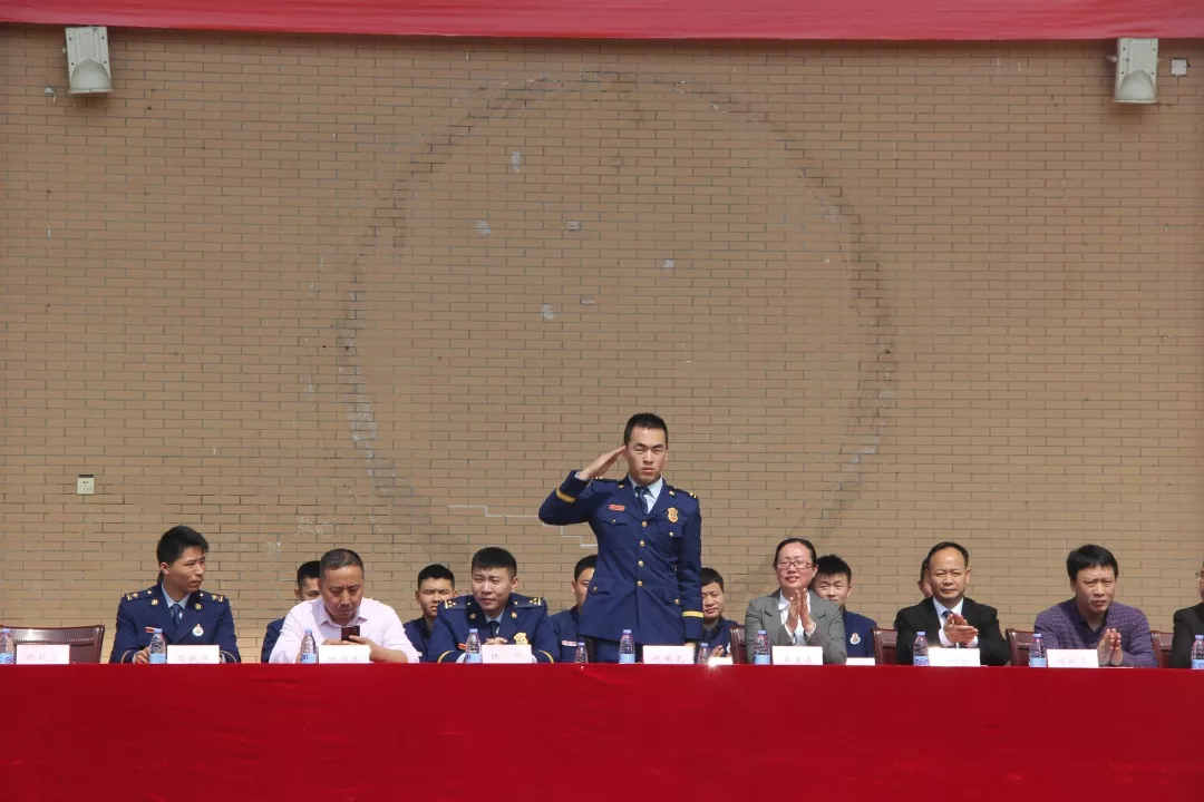 1556264218891618.png 0625a32dca8dd0a0ee883c105e429f4.png