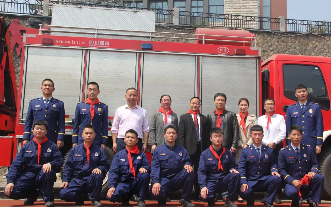 1556265778753529.png 8b7585234c032d5519b7828fbced654.png